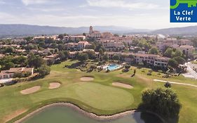 Village Pierre&Vacances Pont Royal en Provence